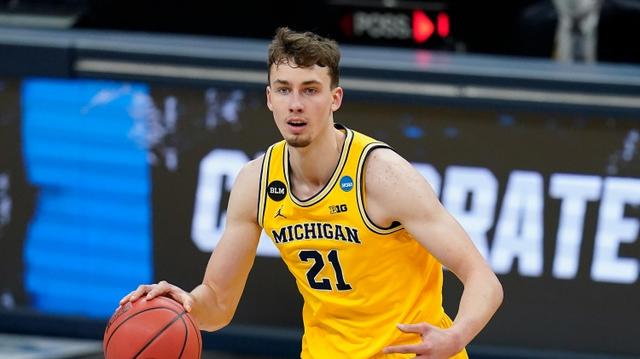 河床曾杀入 河床曾杀入