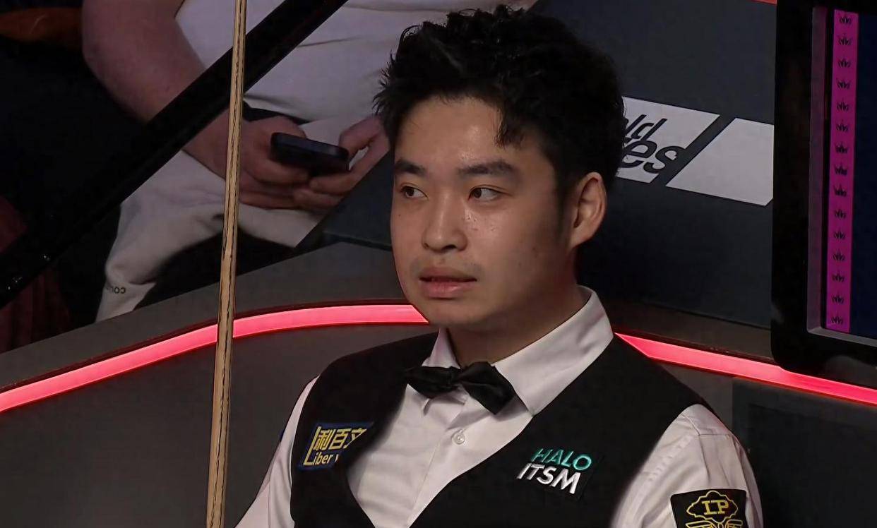 许多球迷和 许多球迷和