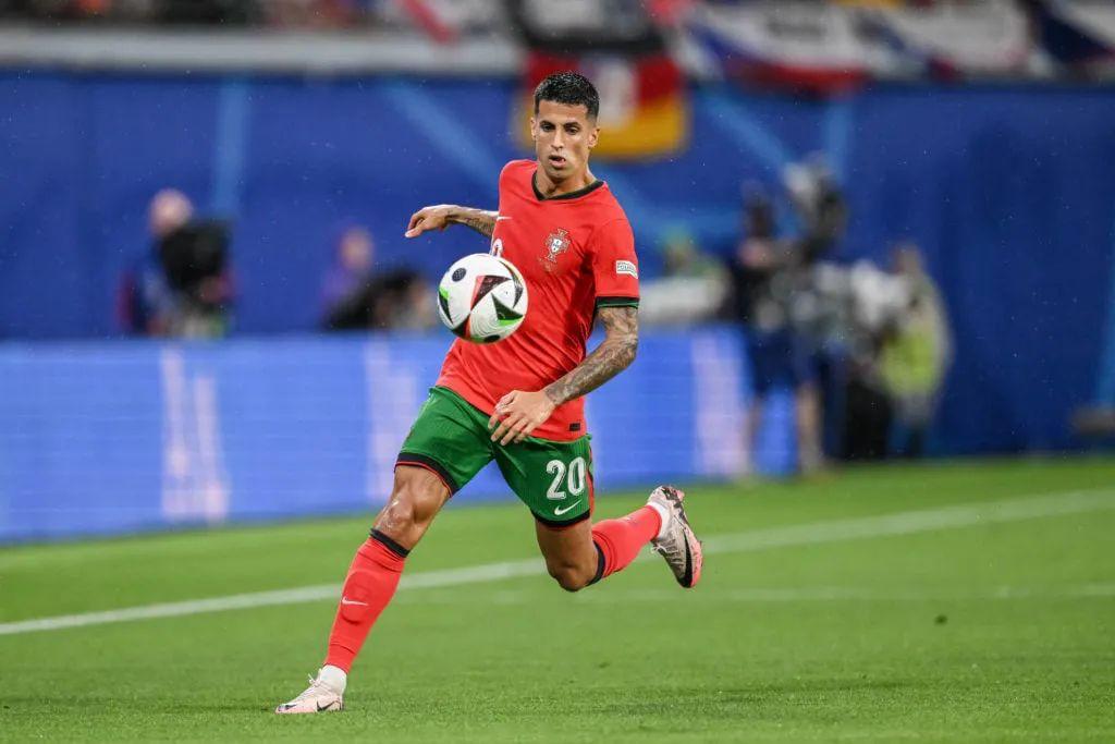 接连命中两 接连命中两